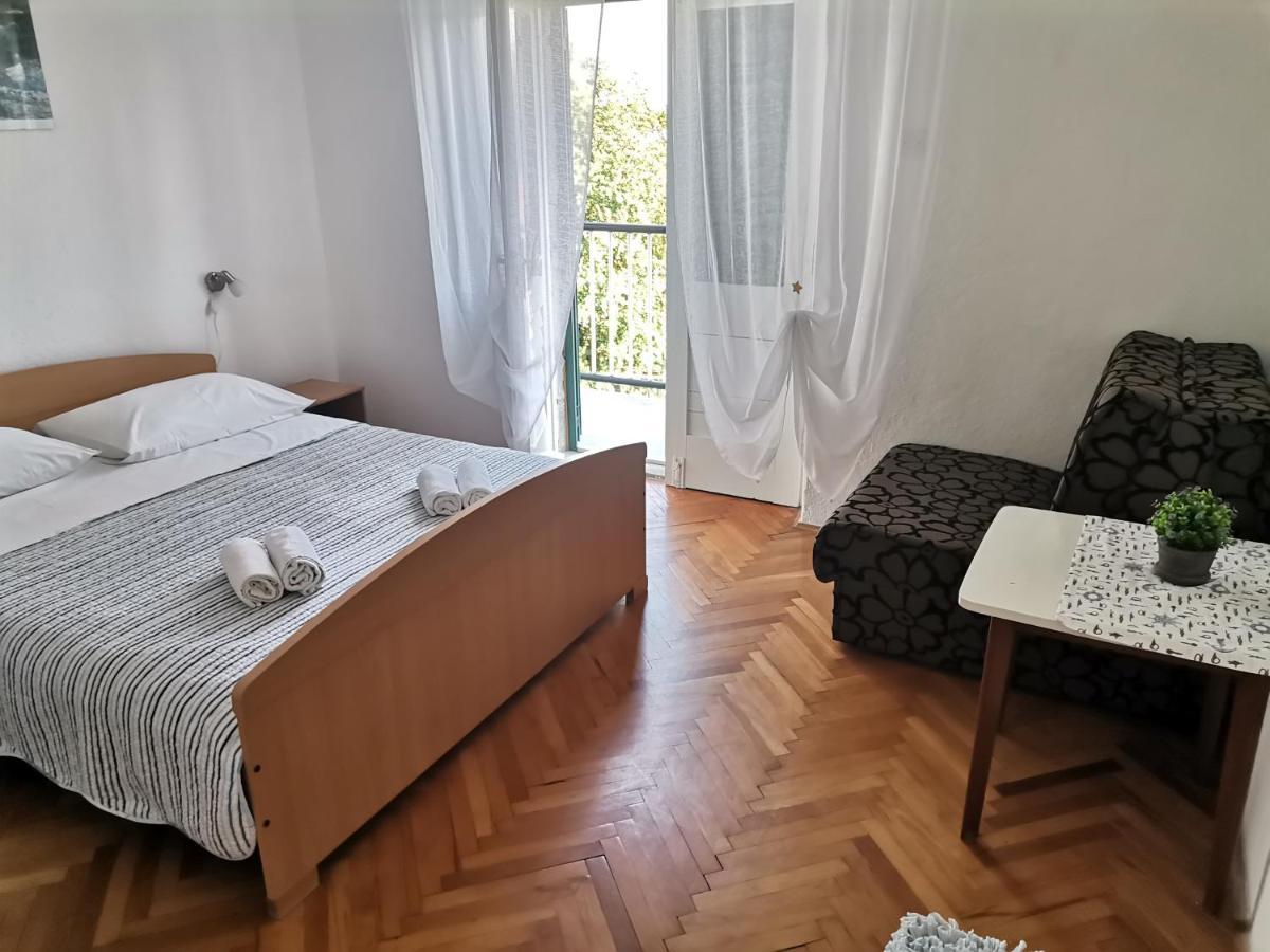 Apartments And Rooms Batos Zavala Εξωτερικό φωτογραφία