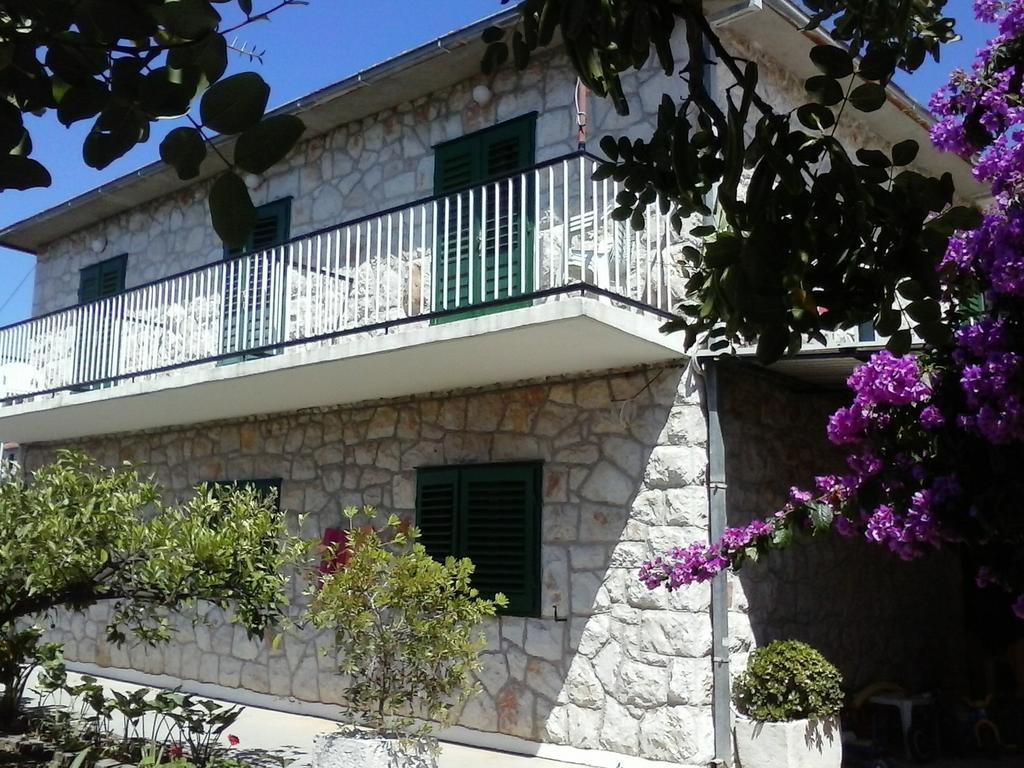 Apartments And Rooms Batos Zavala Εξωτερικό φωτογραφία